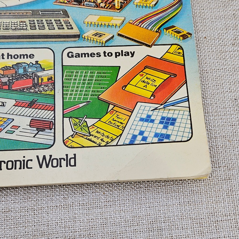 Usborne Guide To Computers Book 1983 Simple Introduction For Beginners Paperback - Picture 10 of 16